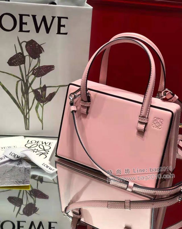 LOEWE包包 羅意威小號postal手袋 羅意威手提單肩斜挎包 10162  tcl1120